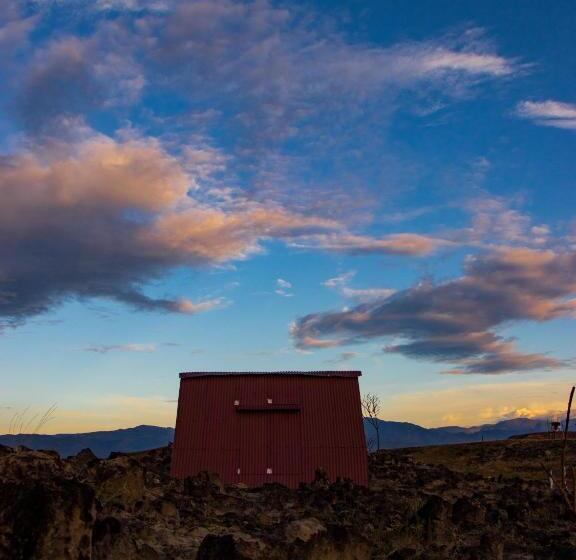 هتل Mana Star Lounge