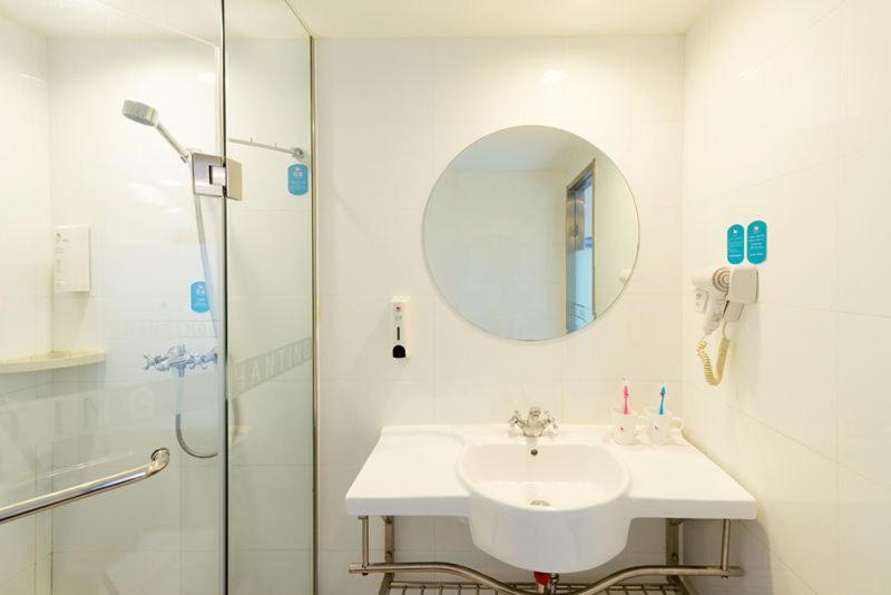 فندق Orange Hangzhou Xihu Hefang Street