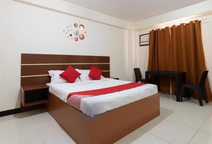 בית מלון כפרי Oyo 578 Red Velvet Suites