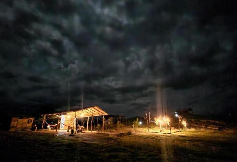 هتل Mana Star Lounge