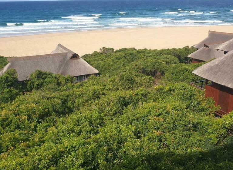 Montebelo Milibangalala Bay Resort