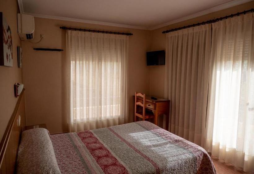 بنسيون Hostal Durá