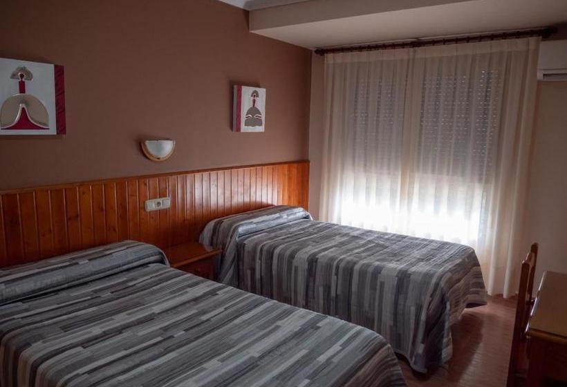 بنسيون Hostal Durá