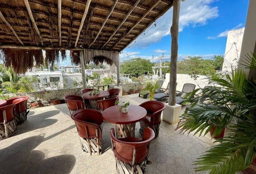 هتل Chi Ibal Hu Cancun