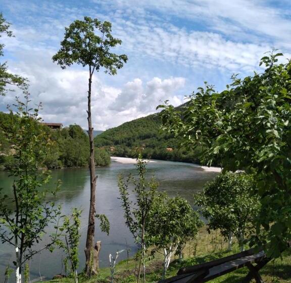 تختخواب و صبحانه Prenoćište Na Drini Foča