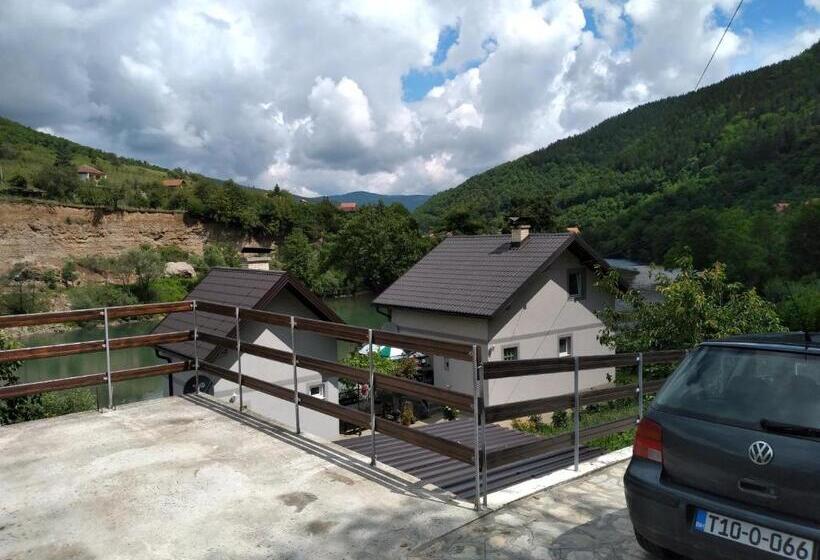 تختخواب و صبحانه Prenoćište Na Drini Foča