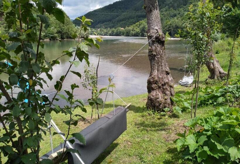 تختخواب و صبحانه Prenoćište Na Drini Foča