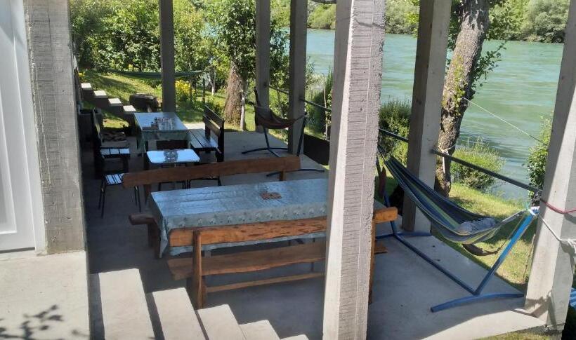 تختخواب و صبحانه Prenoćište Na Drini Foča