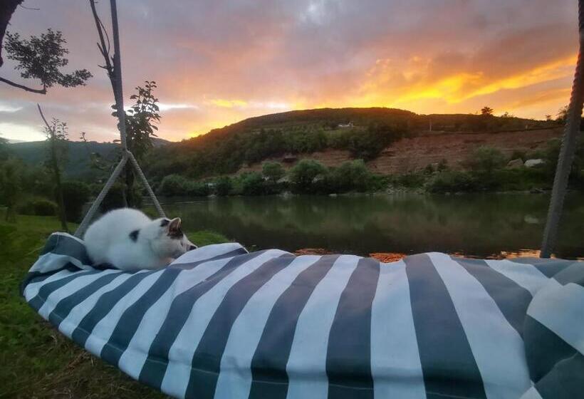 تختخواب و صبحانه Prenoćište Na Drini Foča