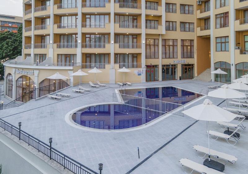 Отель Continental