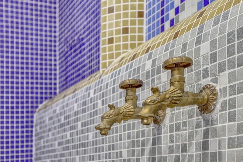 Отель Continental