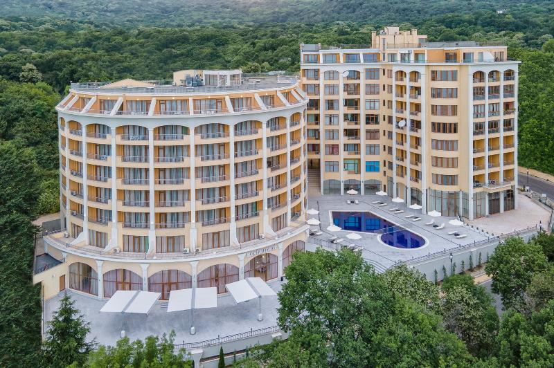 Отель Continental