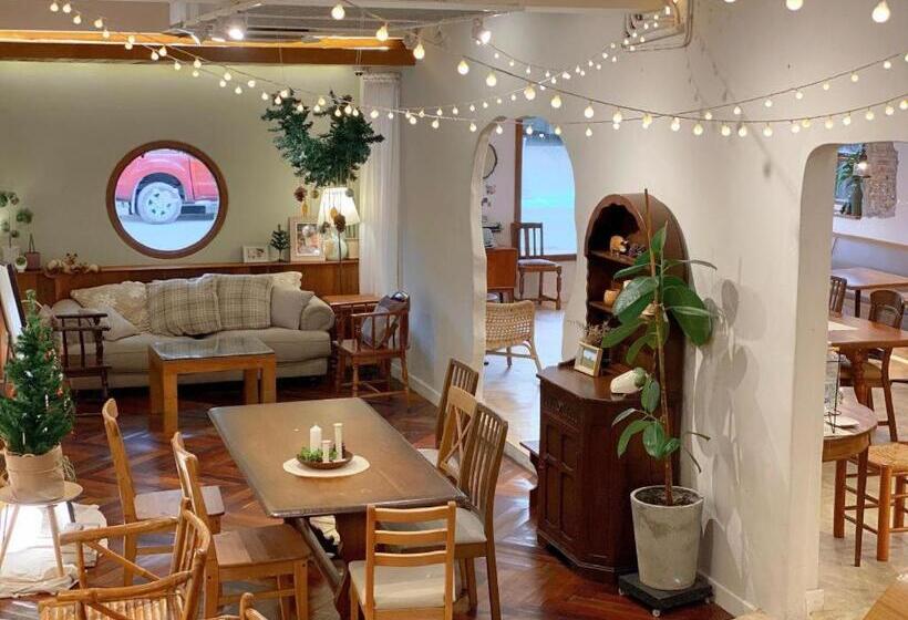 Need A Nap Hostel Phrae