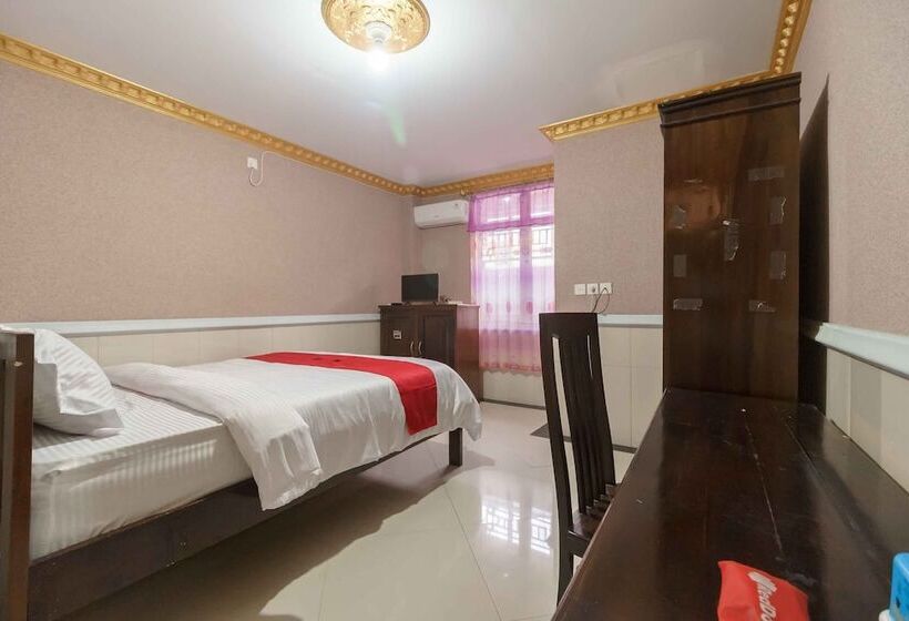 Пансион Reddoorz Plus Syariah Near Rsup Dr. M. Djamil Padang