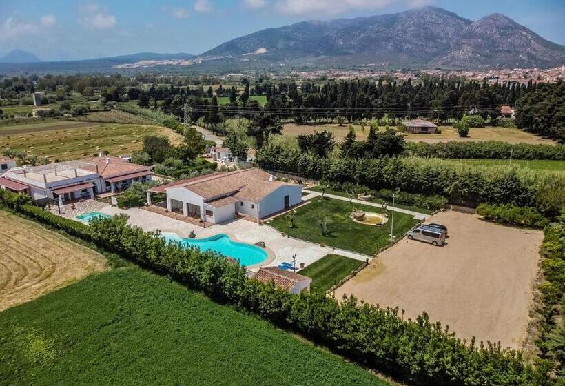 Sisula Country Hotel & Spa