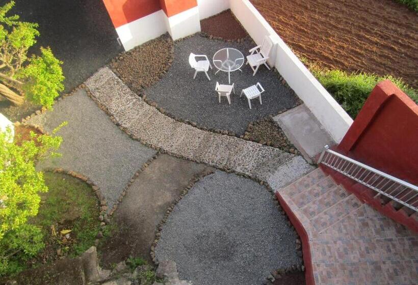 Albergue San Jose De Los Llanos