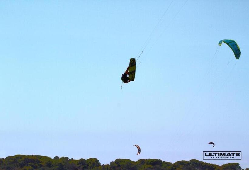 مبيت وإفطار Sunset Wave Stagnone Kitesurf Village