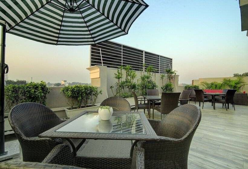 ホテル Amritara Sadka Amritsar