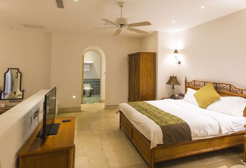 בית מלון כפרי Hainan Xikang Wellness & Resorts