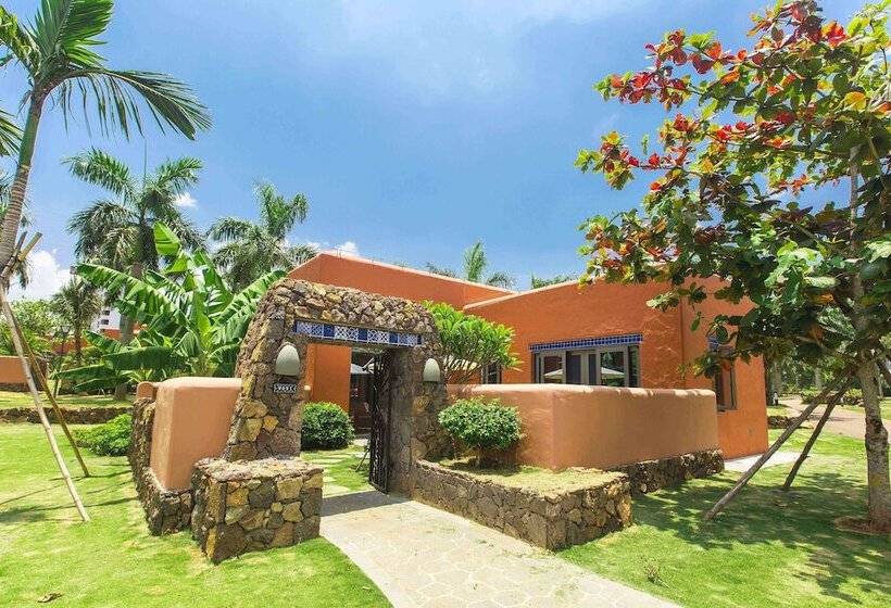 בית מלון כפרי Hainan Xikang Wellness & Resorts