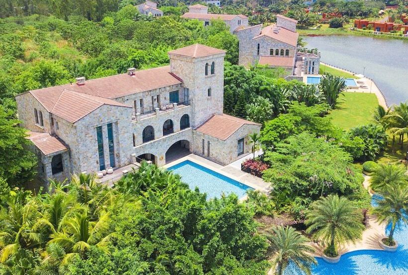 בית מלון כפרי Hainan Xikang Wellness & Resorts