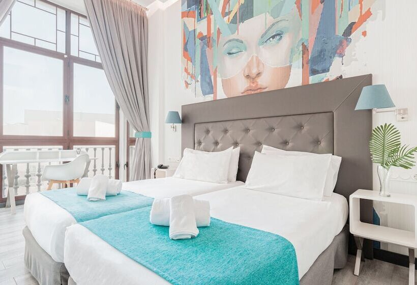 هتل Oh Nice Revellin Ceuta