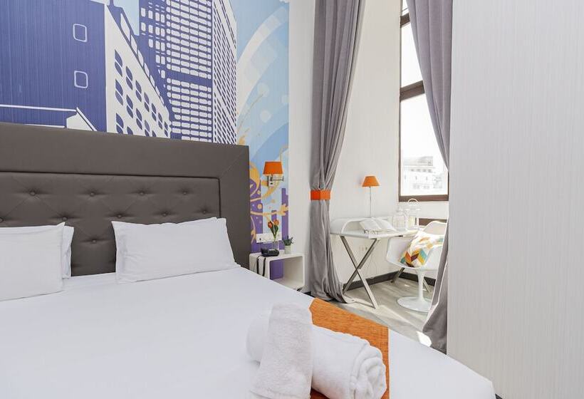 هتل Oh Nice Revellin Ceuta