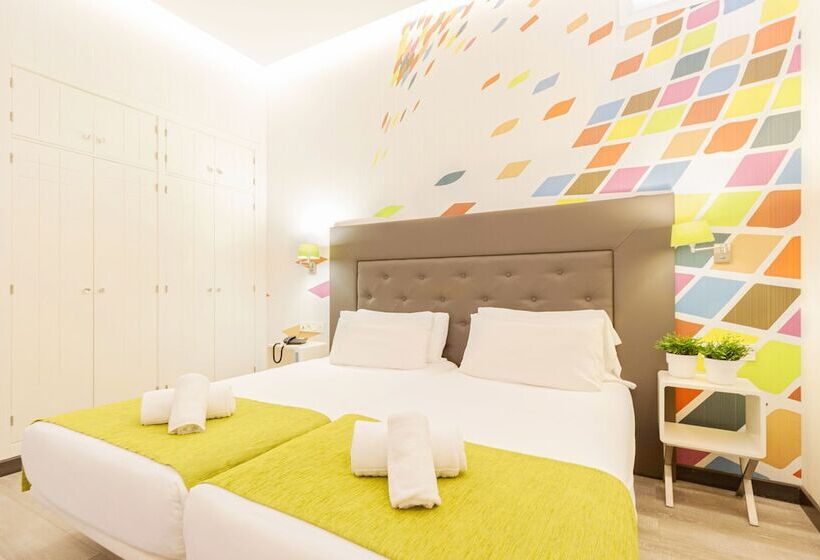 هتل Oh Nice Revellin Ceuta