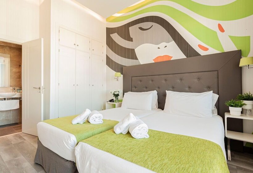 هتل Oh Nice Revellin Ceuta