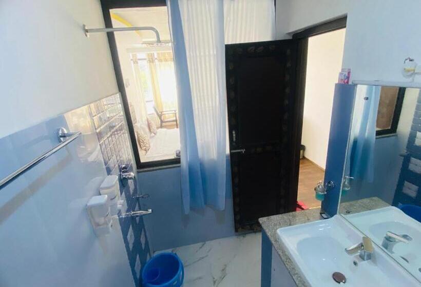 Отель The White Castle Kargil