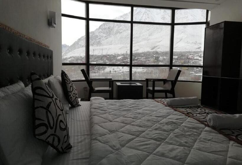 Отель The White Castle Kargil