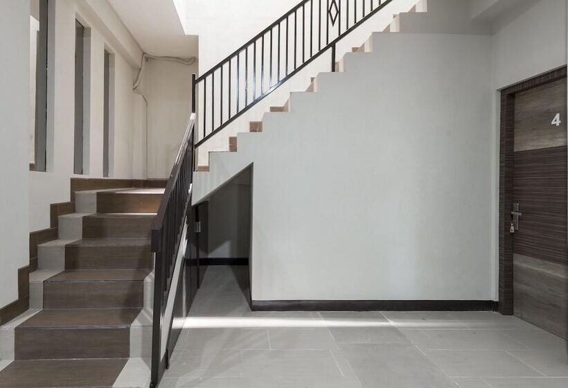 膳宿费 Reddoorz Near Grand City Mall 2