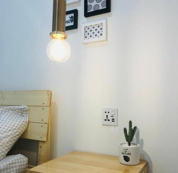 تختخواب و صبحانه Miniinn Guest House