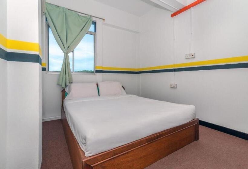 בית מלון כפרי Spot On 89936 Sutera Inn