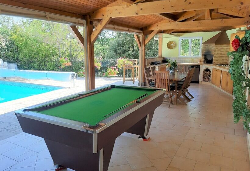 Пансион Les Chambres De Rocbaron