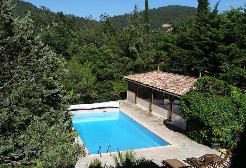 ペンション Les Chambres De Rocbaron