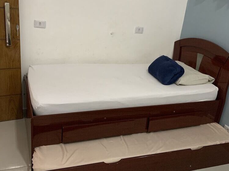 펜션 Pousada Eas Suítes Internacionais 10min Gru