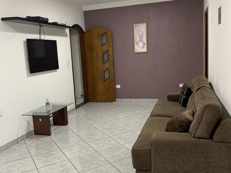 ペンション Pousada Eas Suítes Internacionais 10min Gru