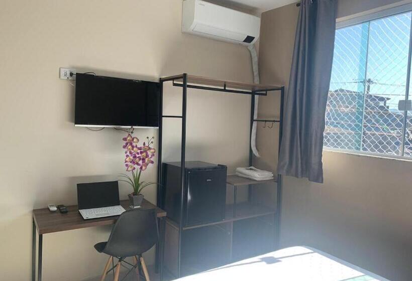 ペンション Pousada Eas Suítes Internacionais 10min Gru