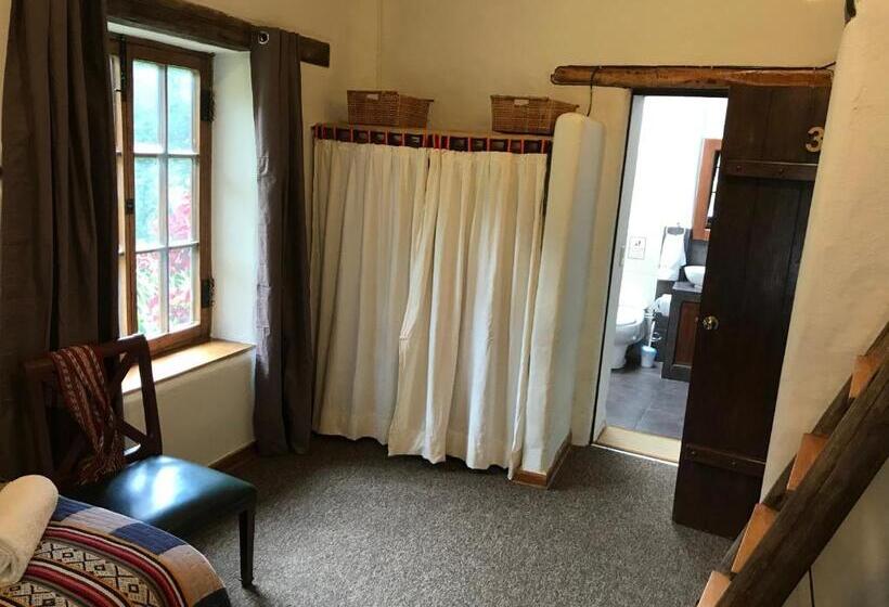 הוסטל Karina Wasi