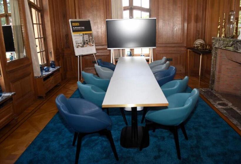 Domitys   Le Château De La Pilule