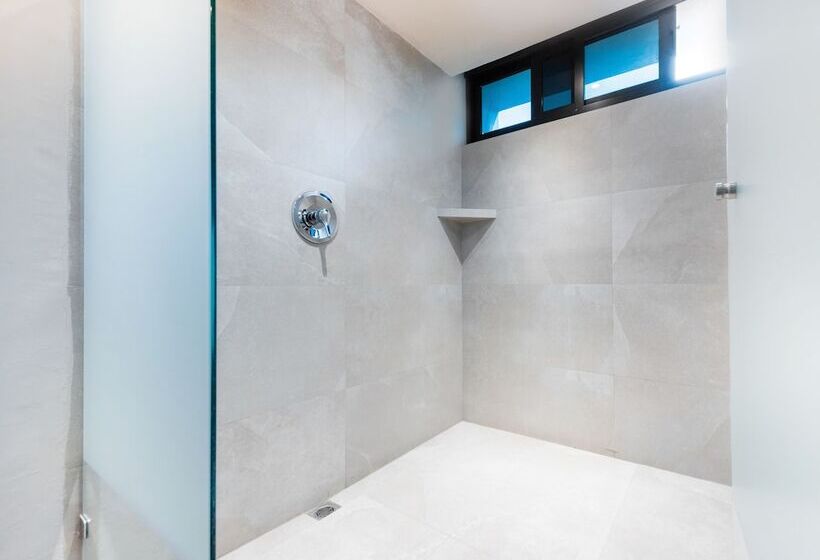 酒店 Capital O 202