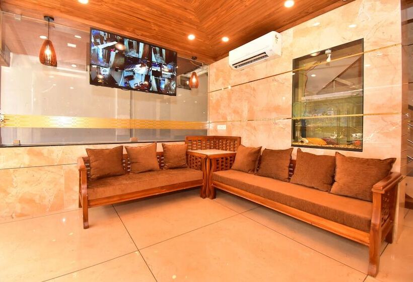 Отель Orchid Suites Cochin