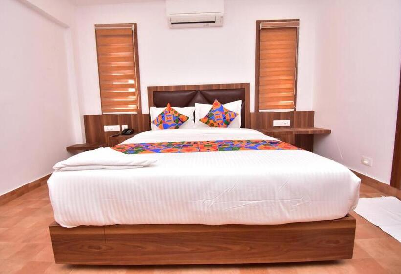 Отель Orchid Suites Cochin