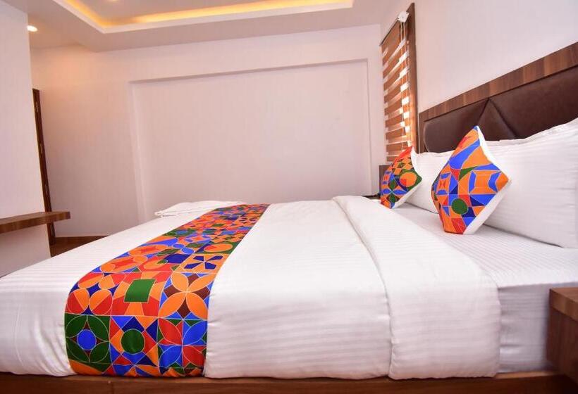 Отель Orchid Suites Cochin