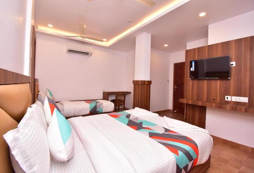Отель Orchid Suites Cochin