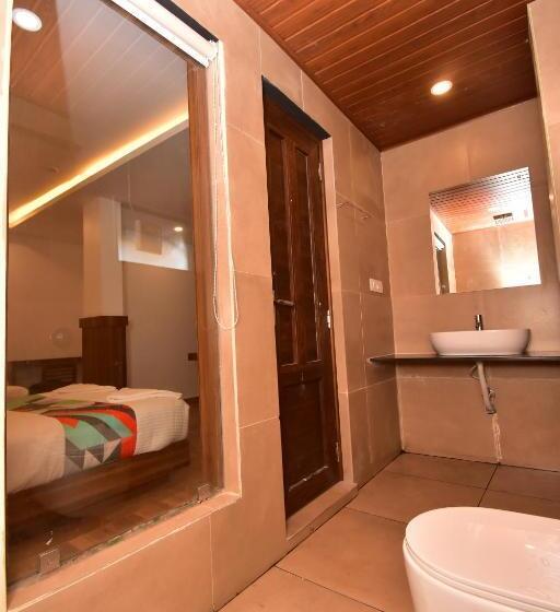 Отель Orchid Suites Cochin