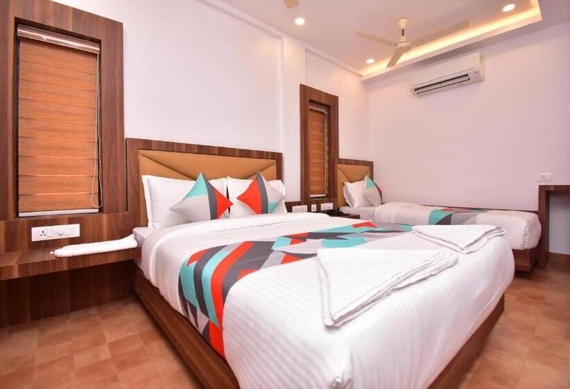 Отель Orchid Suites Cochin