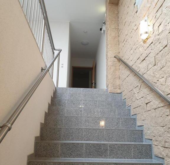 호텔 Zimmer For You