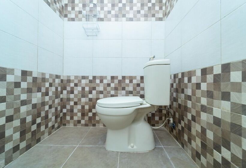 ペンション Koolkost Female Syariah Near Smak Kolese Santo Yusup